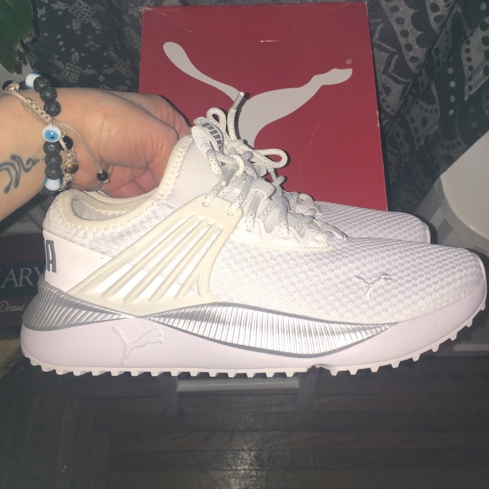 Puma Sneakers - Picture 2 of 6